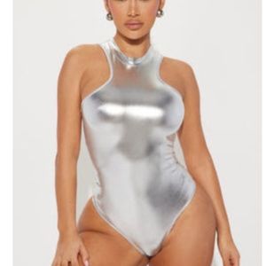 Silver Fashion Nova bodysuit. True to size. Never worn with tags